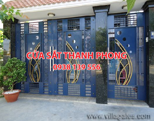Cửa cổng sắt lắp đặt tại quận Phú Nhuận